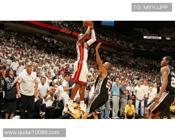 3月热火与马刺激战帕克精彩抢断雷阿伦助球队反击